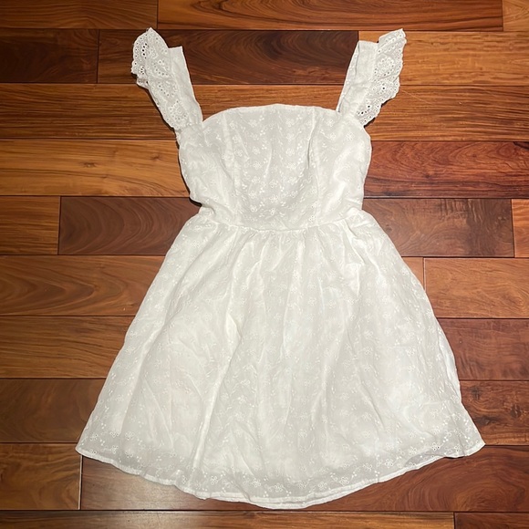 Shein white summer dress - Picture 1 of 6